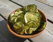 Chips de courgettes au citron et à l’aneth